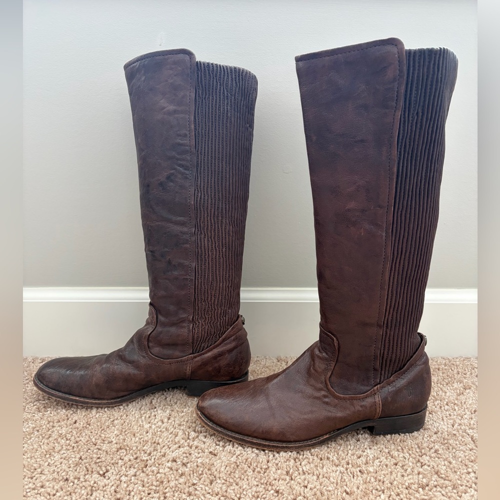 FRYE - Melissa scrunch brown leather boot - size 6.5